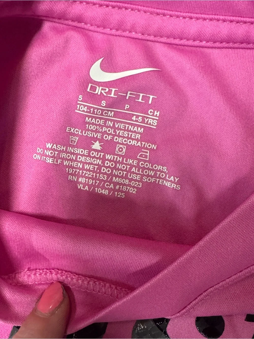 Nike Kids Pink 'Just Do It.' Graphic Tee